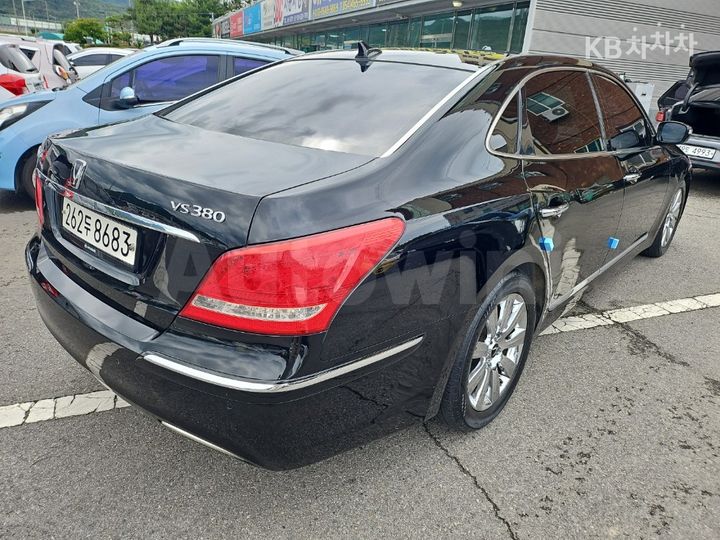 Hyundai Equus 2012 KMHGF41DBCU042624 — 4