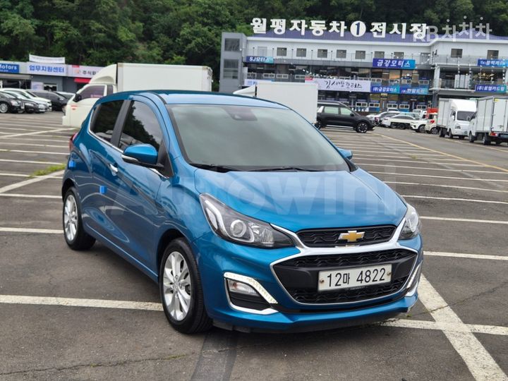 Chevrolet Spark 2019 KLYDC487DKC200958 — 2