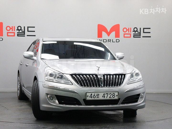 Hyundai Equus 2010 — 2