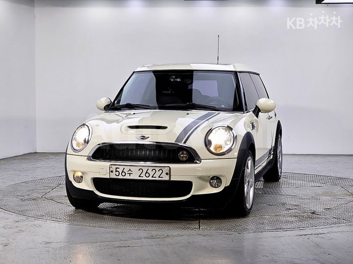 Mini Clubman 2010 — 2