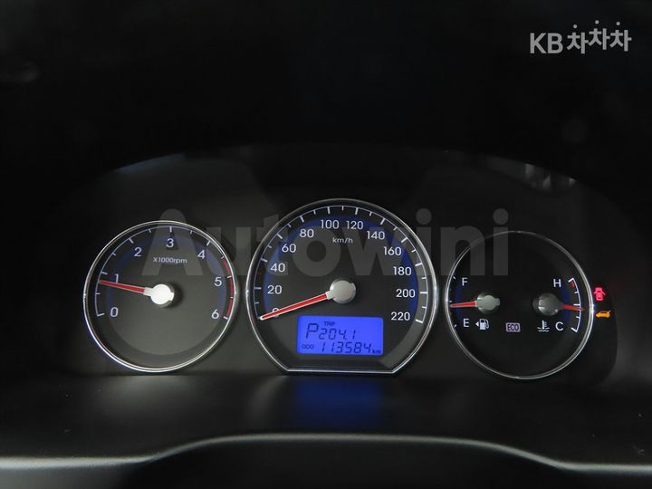 Hyundai SantaFe 2011 KMHSH81UBBU739109 — 5