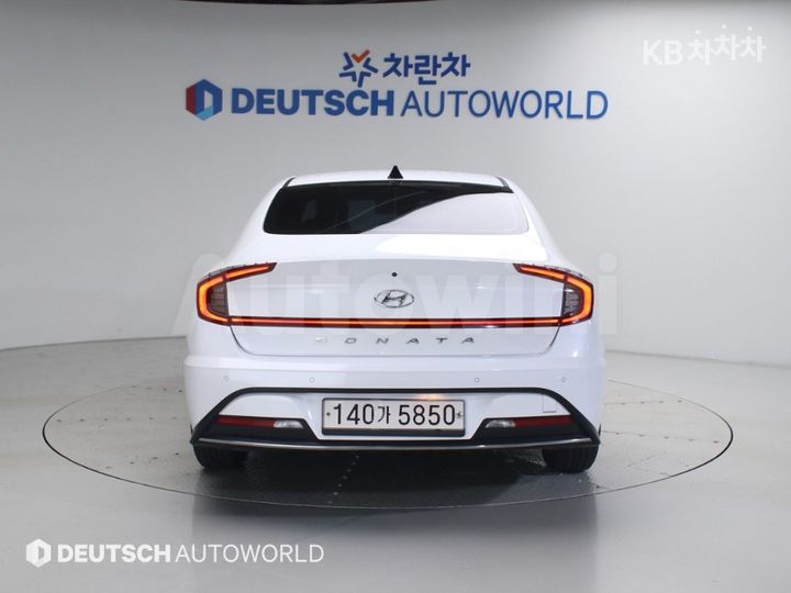 Hyundai Sonata 2020 KMHL141EBLA002815 — 4