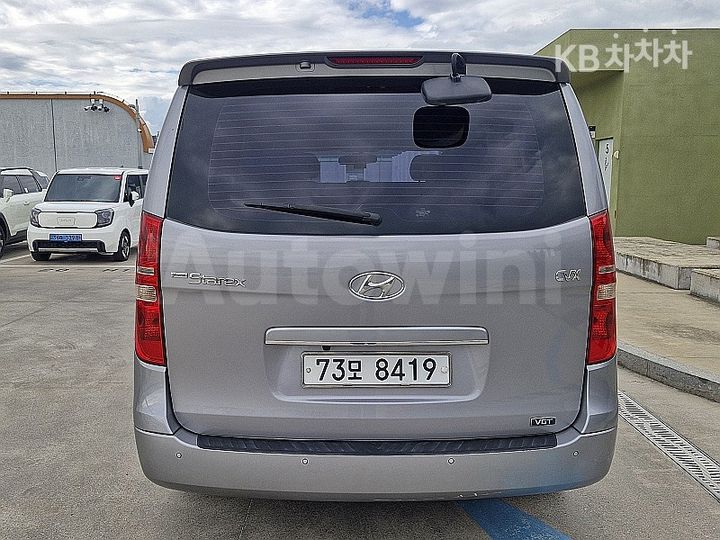 Hyundai Starex 2012 — 4