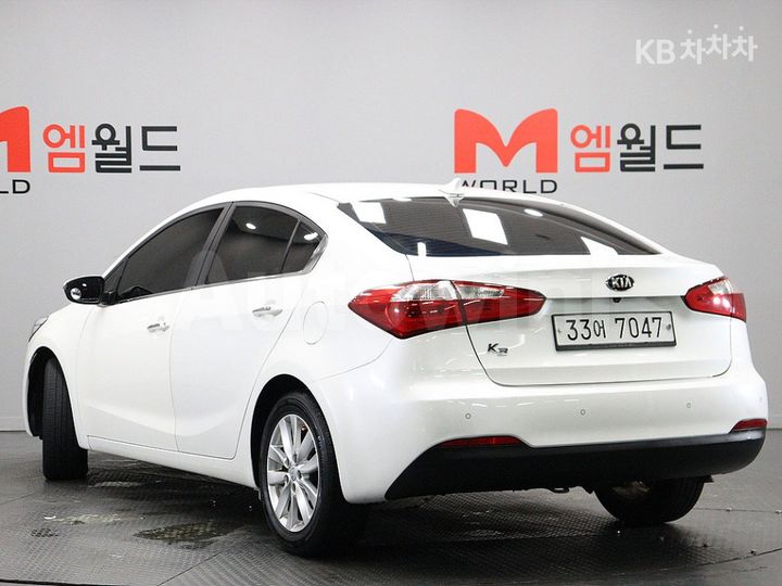 Kia K3 2015 — 4