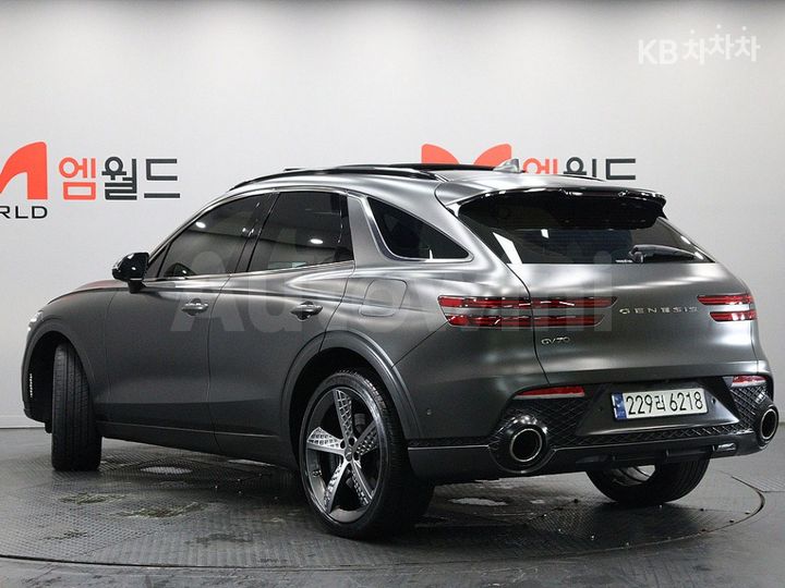 Genesis GV70 2024 — 3