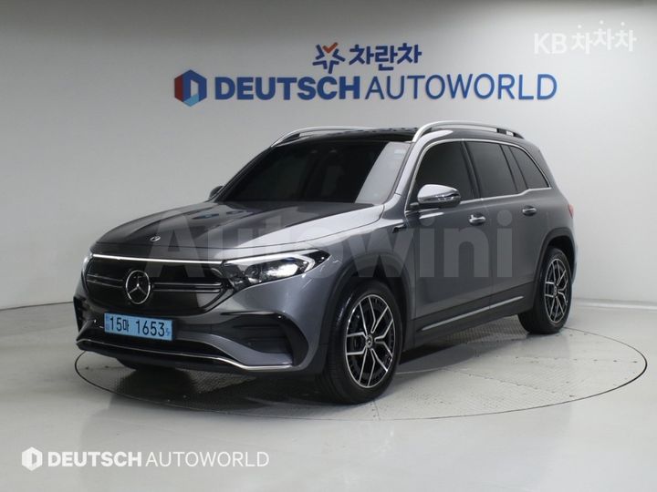 Mercedes Benz EQB