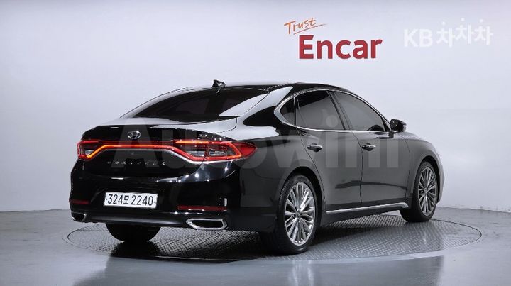 Hyundai Grandeur 2018 — 2