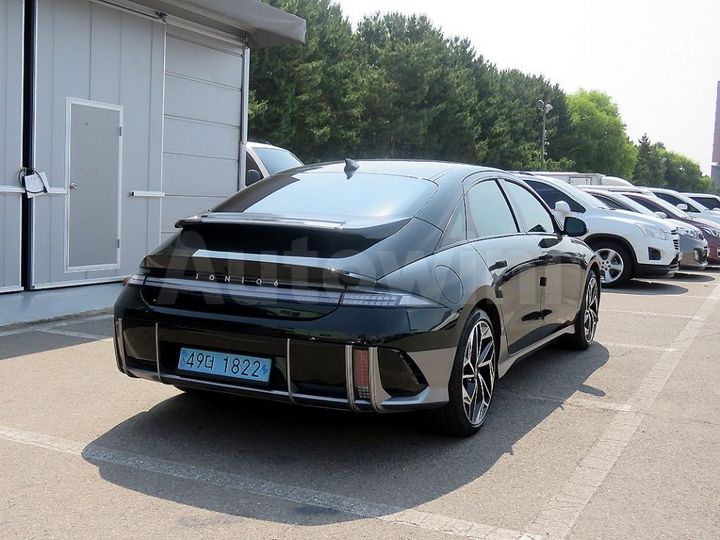 Hyundai Ioniq6 2023 — 4