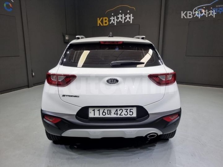 Kia Stonic 2020 — 3