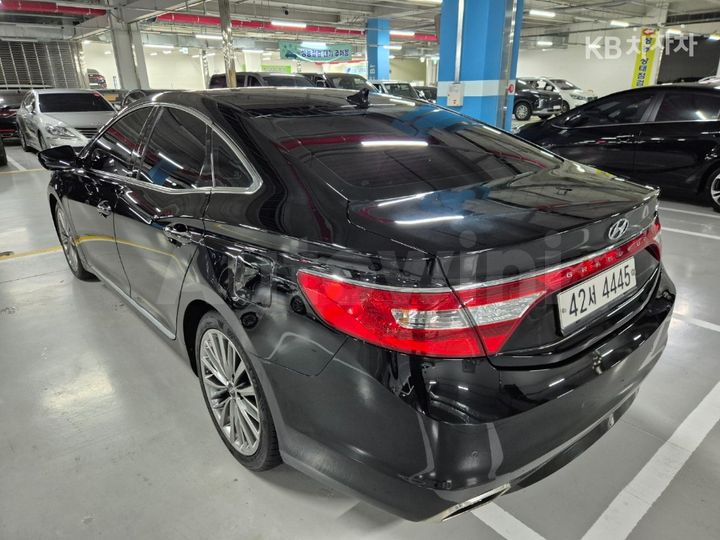 Hyundai Grandeur 2016 KMHFF41CBGA497145 — 4