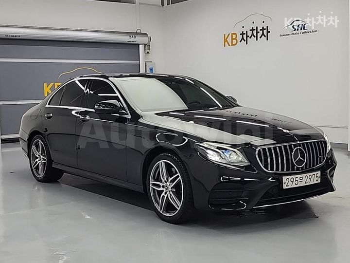 Mercedes-Benz E Class 2020 W1KZF4KB6LA841885 — 4