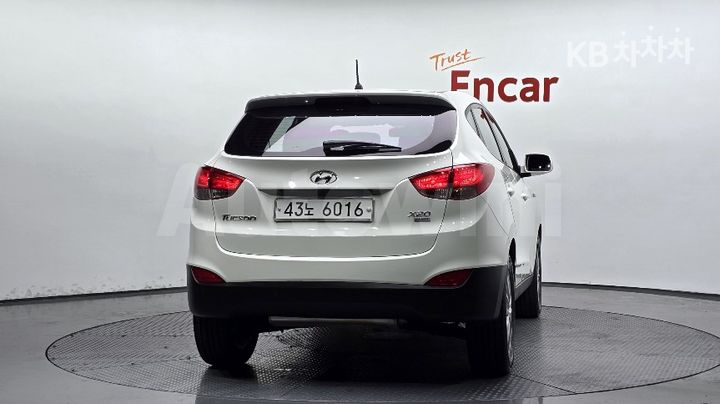 Hyundai Tucson 2011 — 4