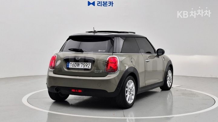 Mini Cooper 2019 WMWXP5109K2H40076 — 4