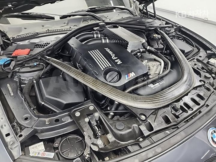 BMW M 2016 — 5