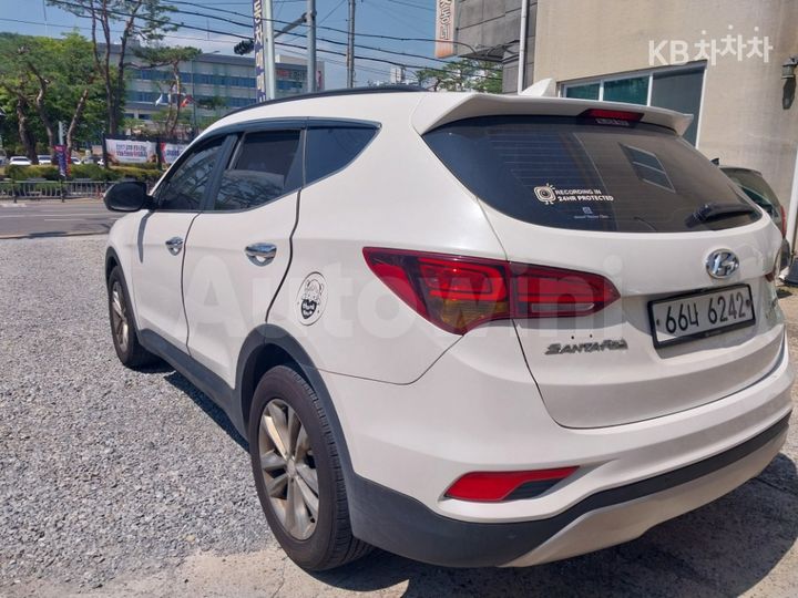 Hyundai SantaFe 2016 — 4