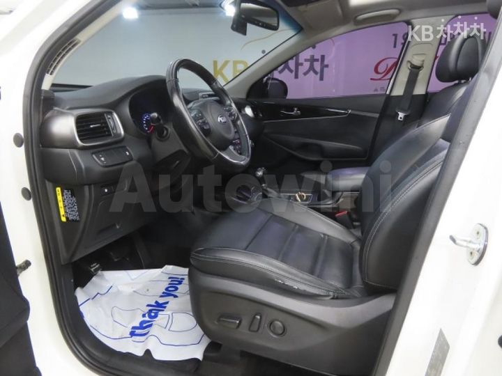 Kia Sorento 2016 KNAPS81ABGA265820 — 5