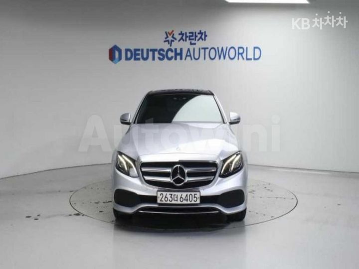 Mercedes-Benz E Class 2017 WDDZF4CB9HA131112 — 3