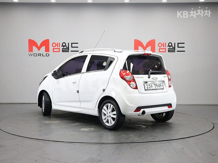 Chevrolet Spark 2014 KLYMC48VDEC589320 — 4