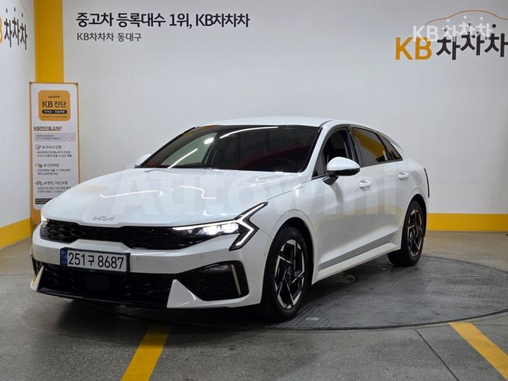 Kia K5 2025 — 5