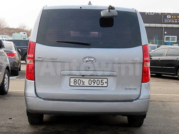 Hyundai Starex 2017 — 4