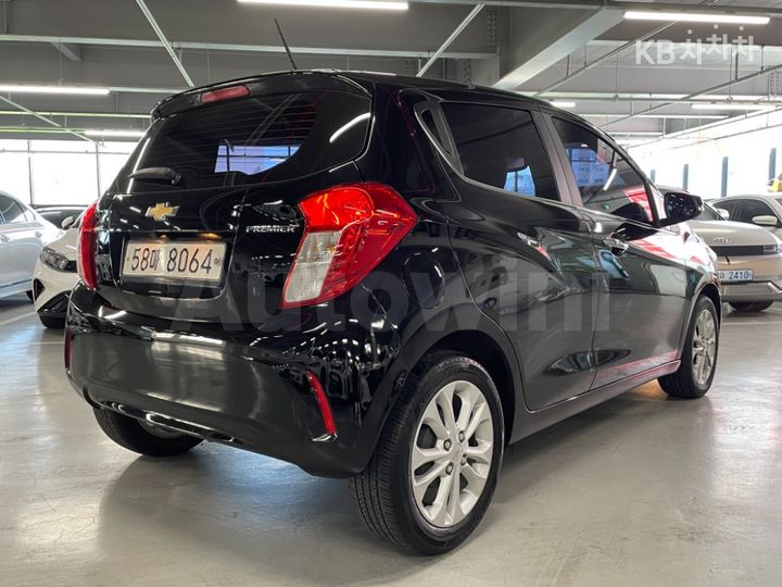 Chevrolet Spark 2019 KLYDC487DKC757714 — 5