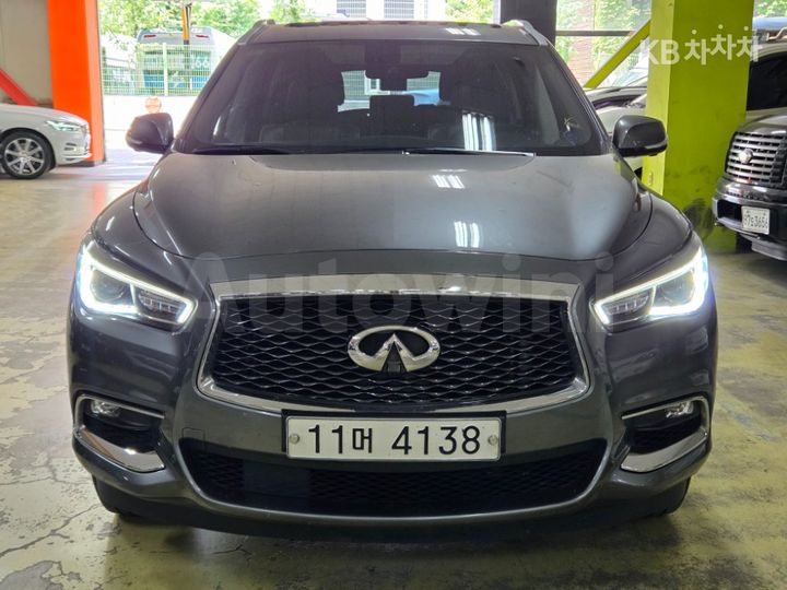 Infiniti QX