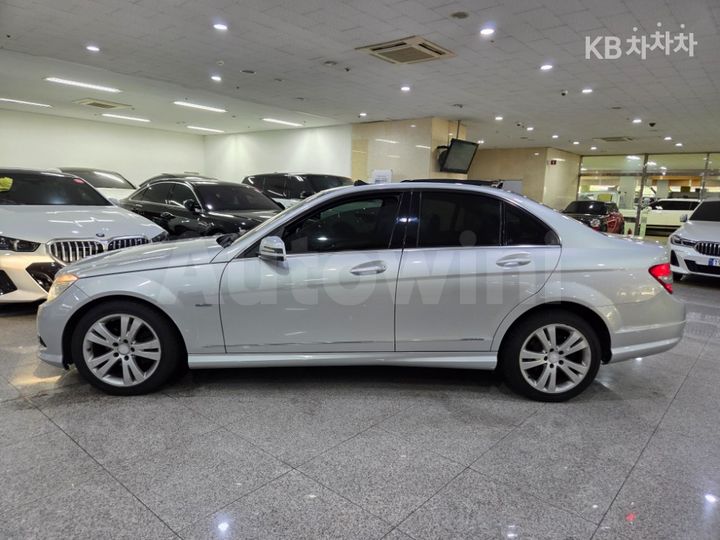 Mercedes-Benz C Class 2010 WDDGF0CB5AA319664 — 3