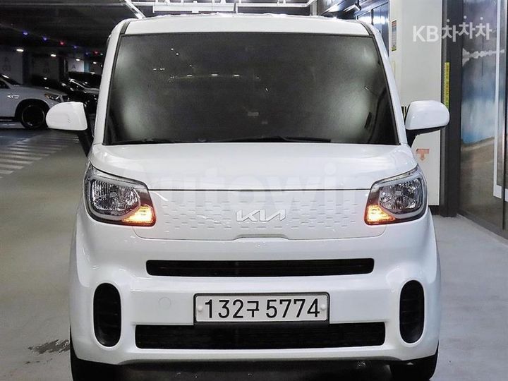 Kia Ray 2022 KNACF911BNT310812 — 2