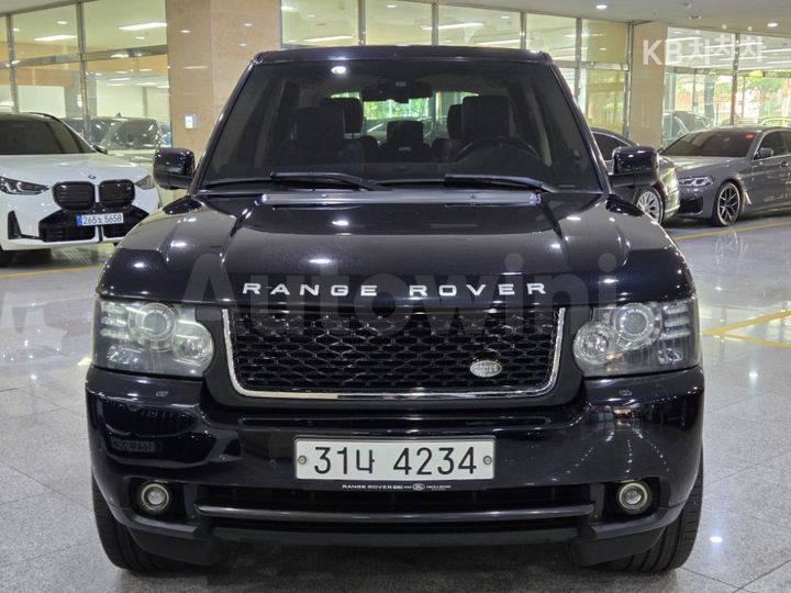 Land Rover Range Rover 2010 SALLMAM74AA322450 — 2