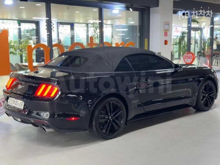 Ford Mustang 2017 — 4