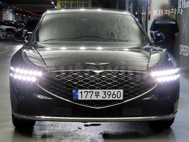 Genesis G90 2023 — 2