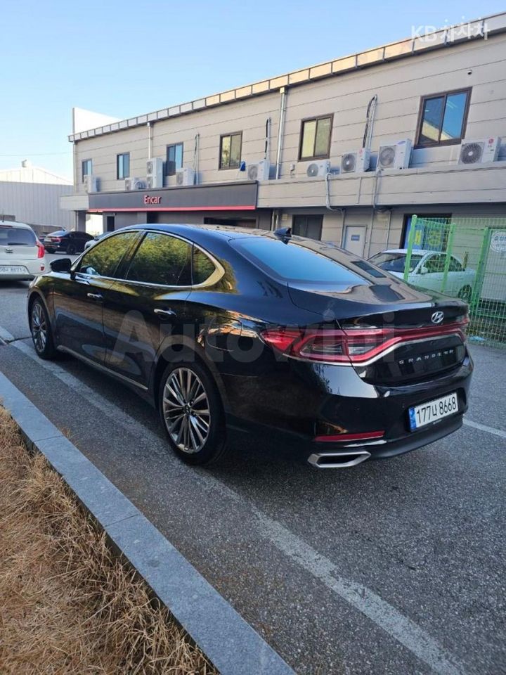 Hyundai Grandeur 2017 — 3