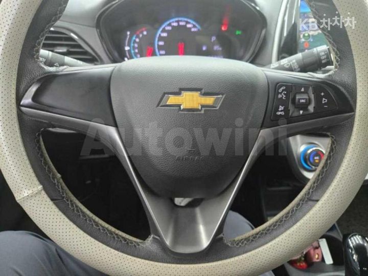Chevrolet Spark 2017 KLYDC487DHC248680 — 4