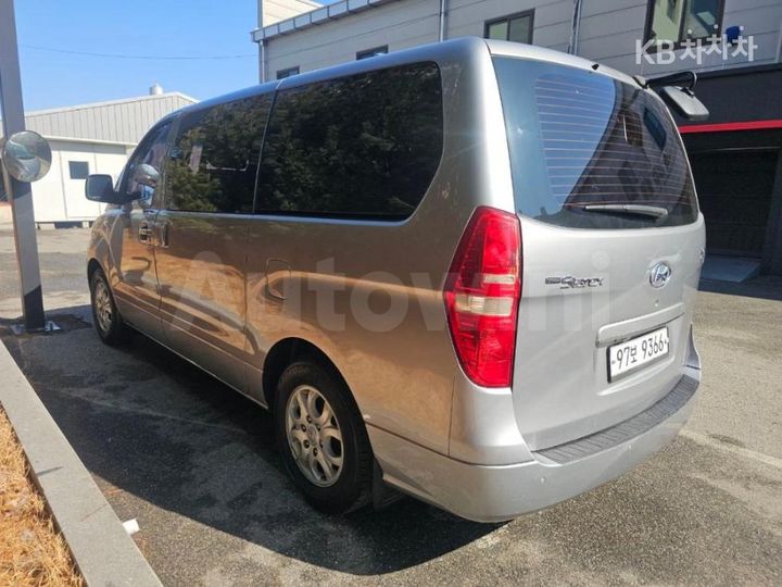 Hyundai Starex 2012 KMFWBX7KBCU451050 — 3