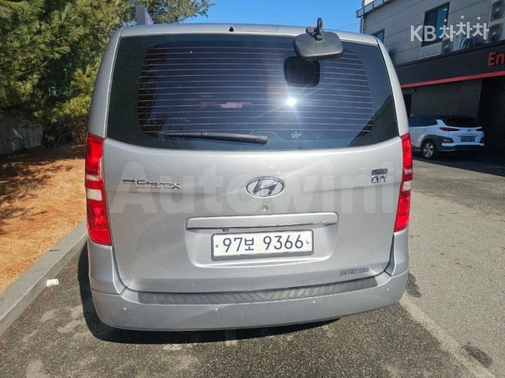 Hyundai Starex 2012 KMFWBX7KBCU451050 — 5