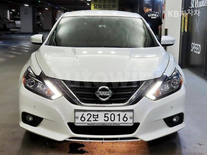 Nissan Altima 2018 — 2