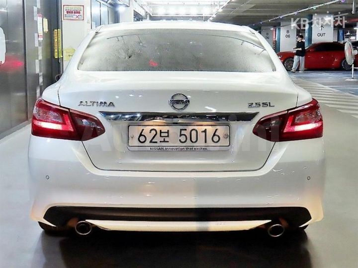 Nissan Altima 2018 — 3