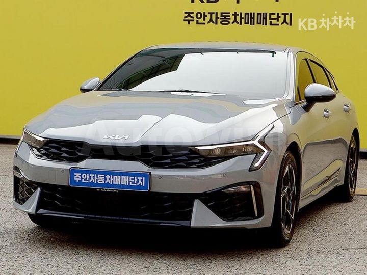 Kia K5 2024 — 2