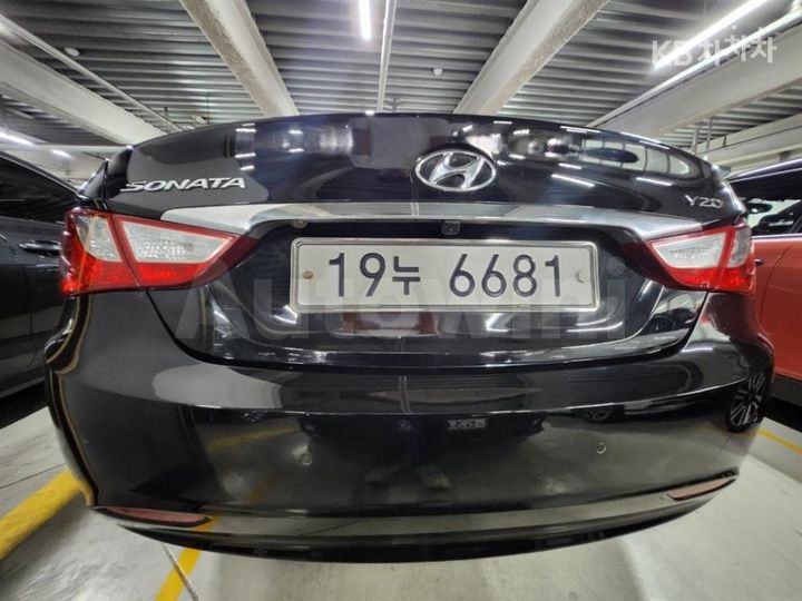 Hyundai Sonata 2010 — 4
