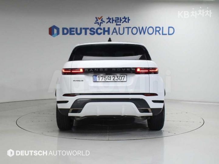 Land Rover Range Rover Evoque 2024 — 4
