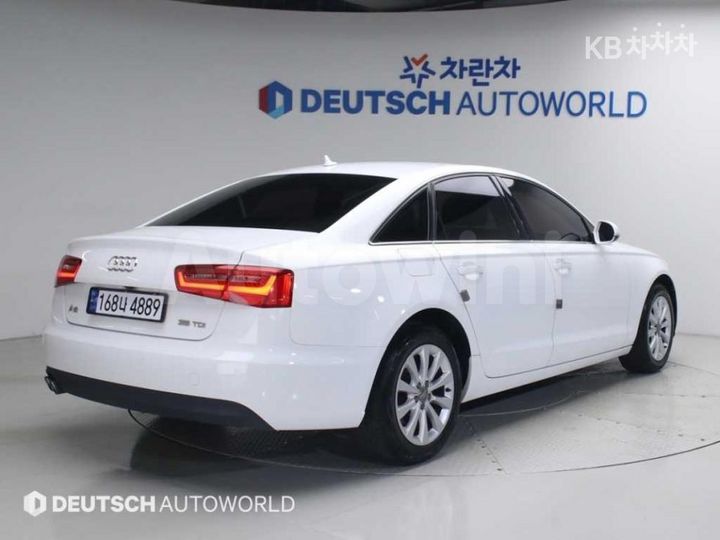 Audi A6 2015 — 2