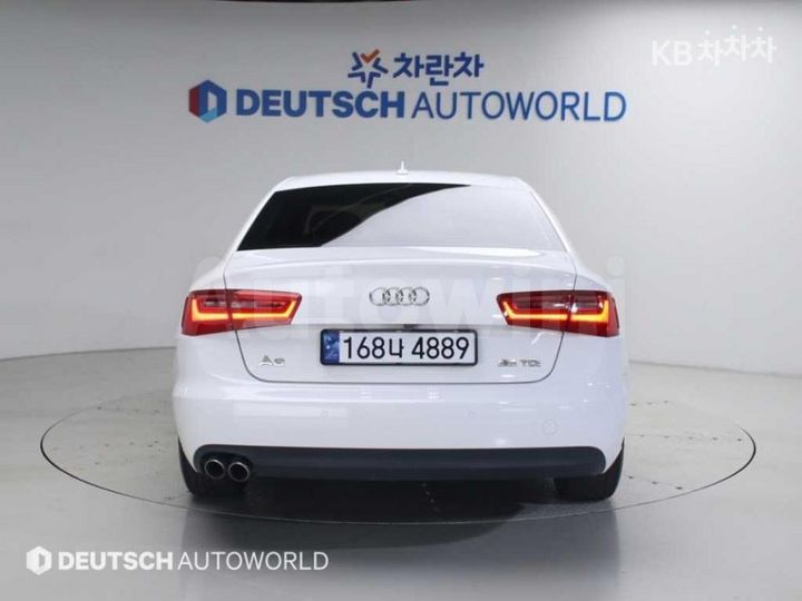 Audi A6 2015 — 4