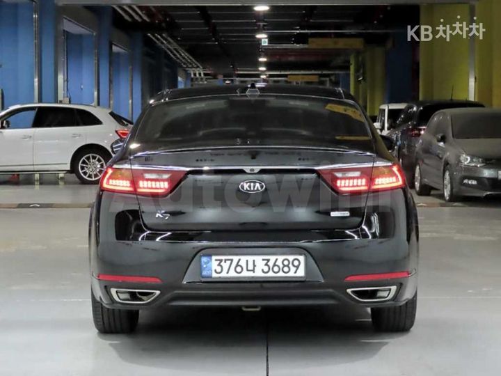 Kia K7 2017 KNALB41GBHA004728 — 3