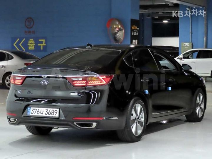Kia K7 2017 KNALB41GBHA004728 — 4