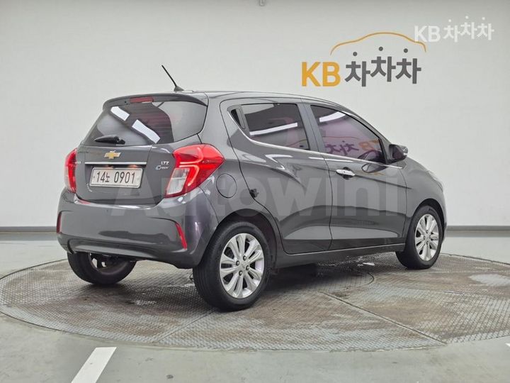 Chevrolet Spark 2016 KLYDC487DGC025703 — 4