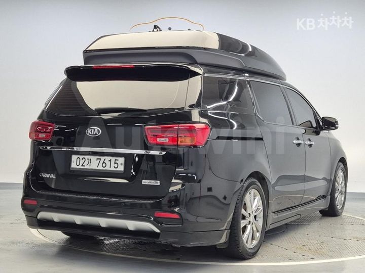Kia Carnival 2019 KNAME811BKS568697 — 3