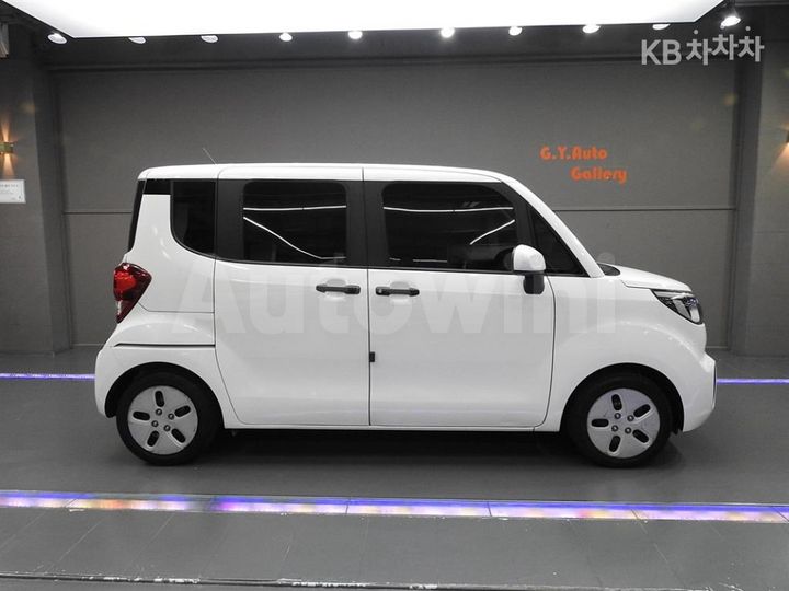 Kia Ray 2022 KNACF911BNT296562 — 3