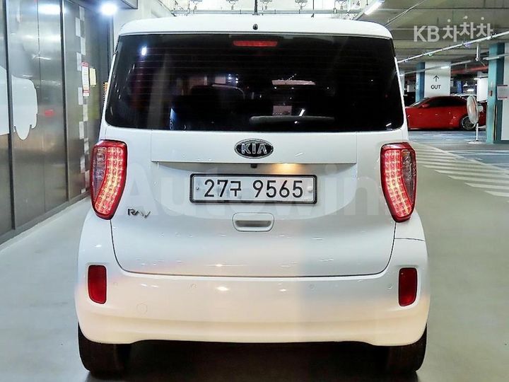 Kia Ray 2017 KNACK811BHT160234 — 5