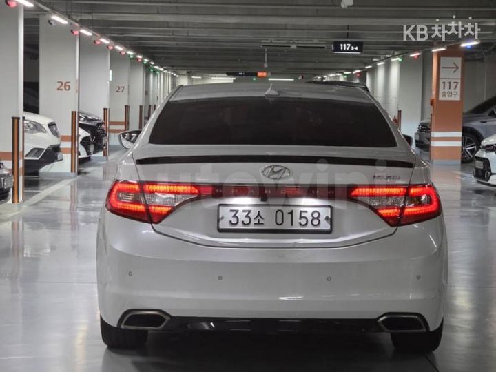 Hyundai Grandeur 2017 — 3