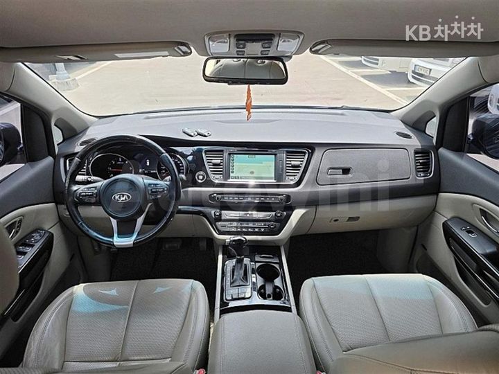 Kia Carnival 2016 KNAME81ABGS159610 — 5